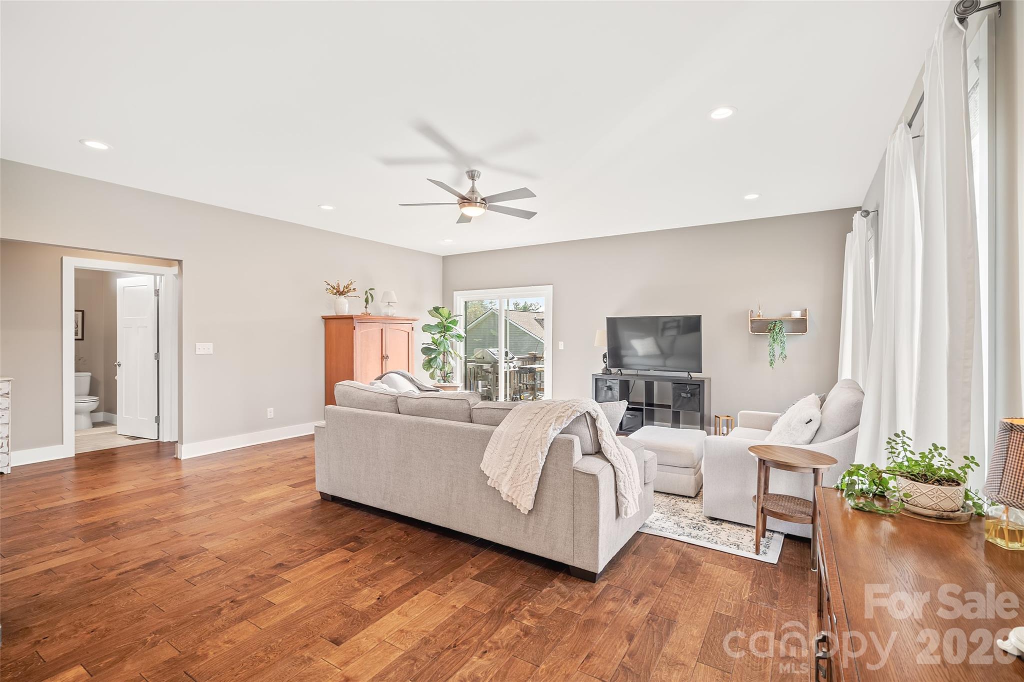 Waters Edge - Residential