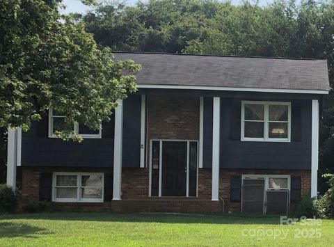 5601 Beaconsfield Road 30 Charlotte NC 28214