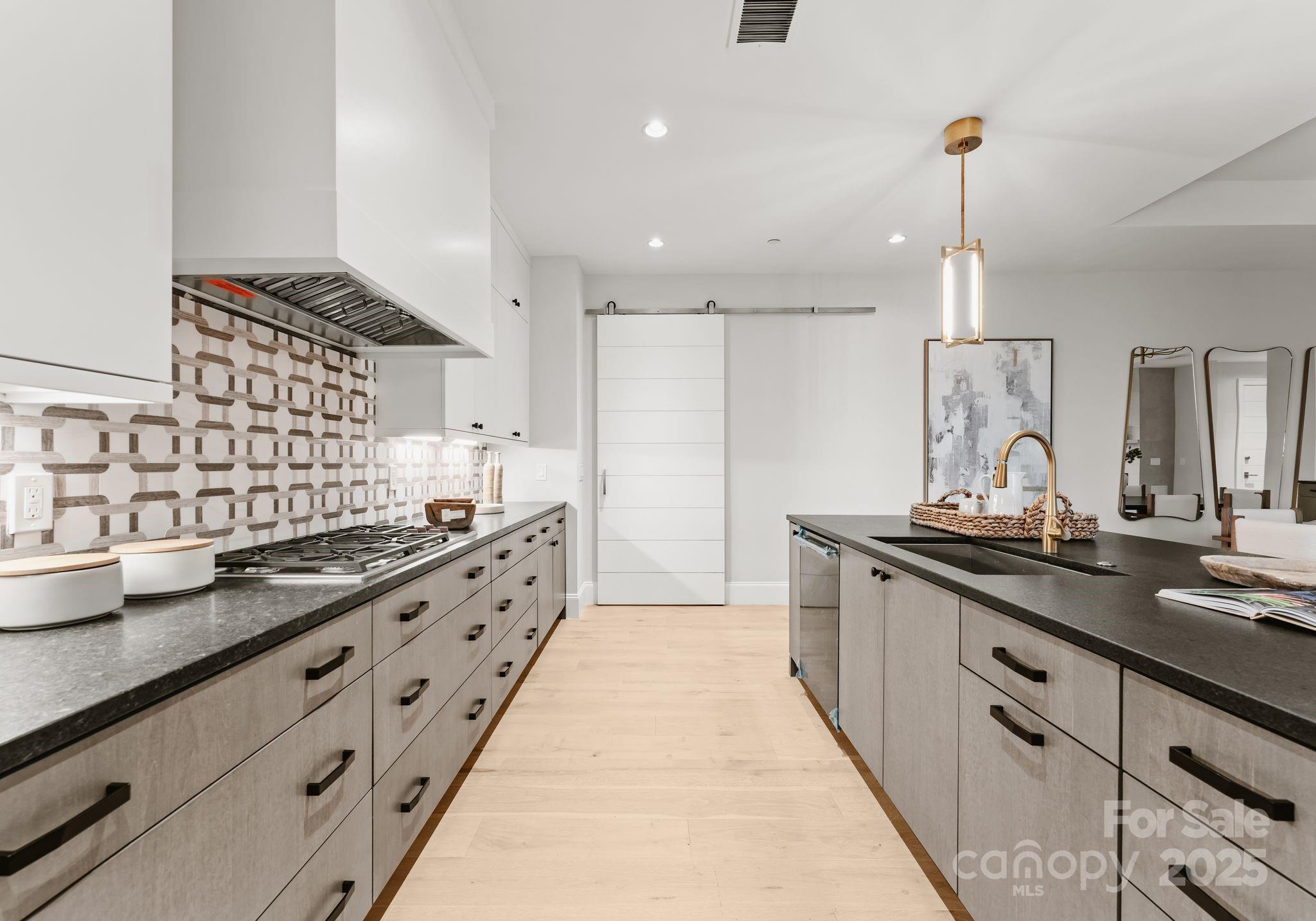 130 Cherokee Road 404