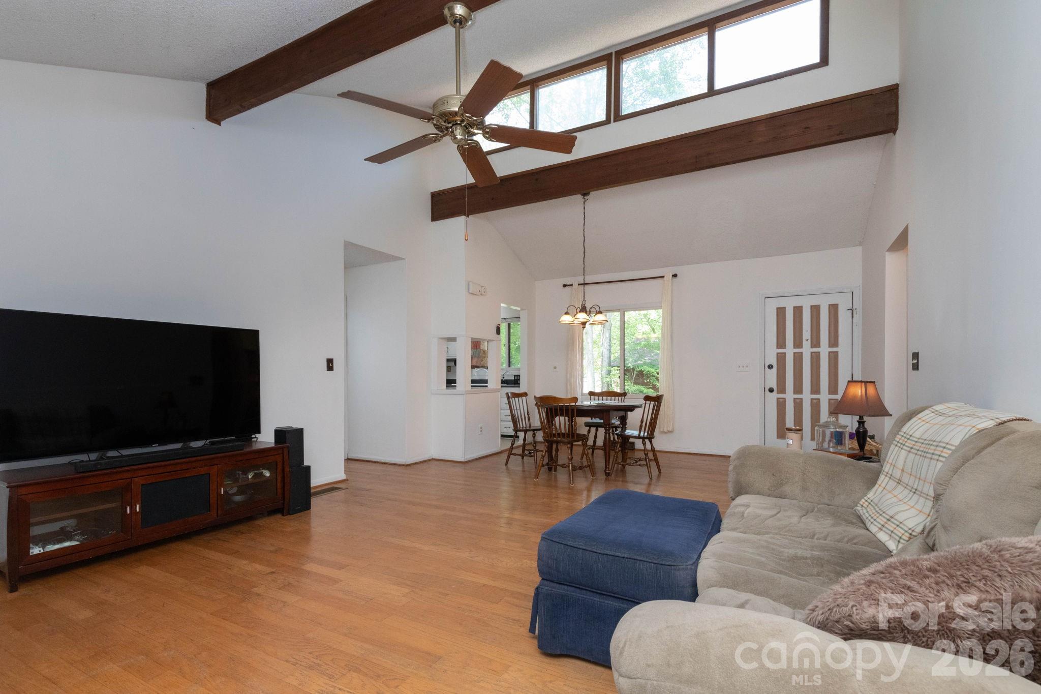 5 Wildwood Circle