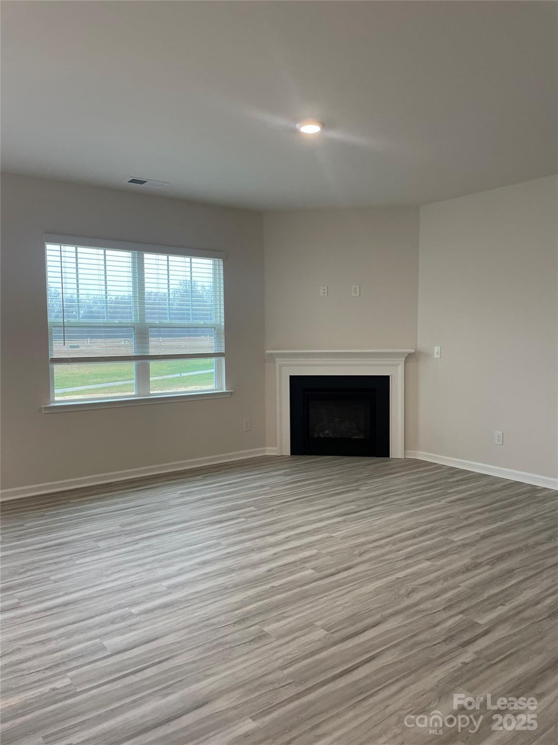 Secrest Commons - Residential Lease