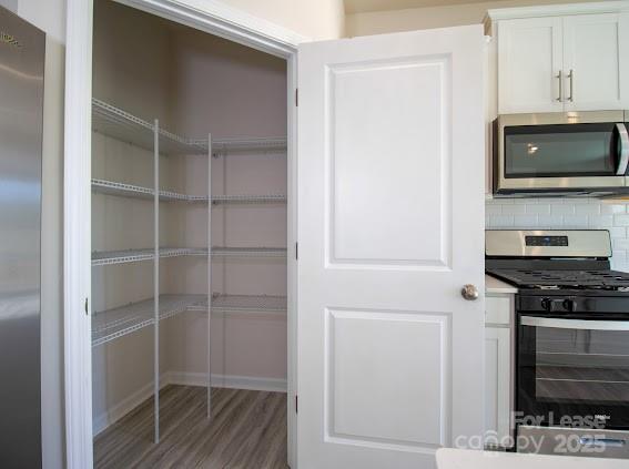 Secrest Commons - Residential Lease