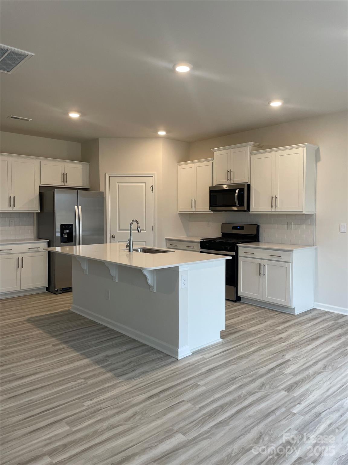 Secrest Commons - Residential Lease