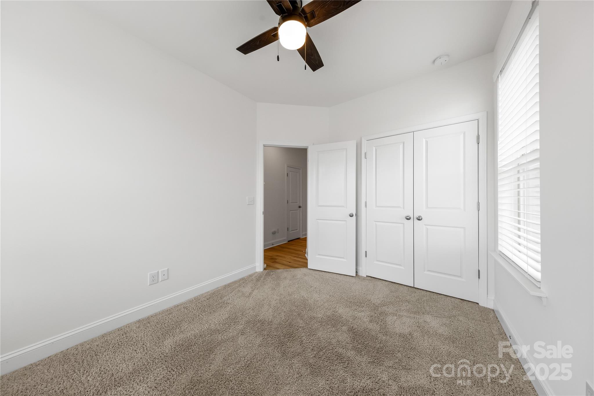 The Towns at Greenway - Residential