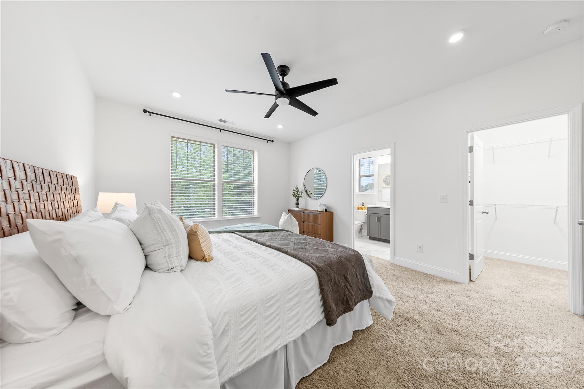 The Towns at Greenway - Residential