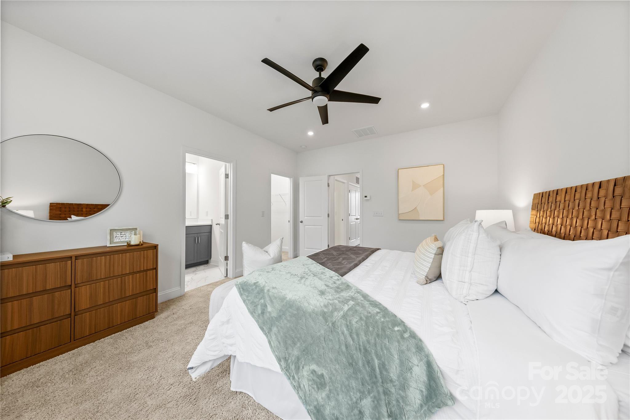 The Towns at Greenway - Residential