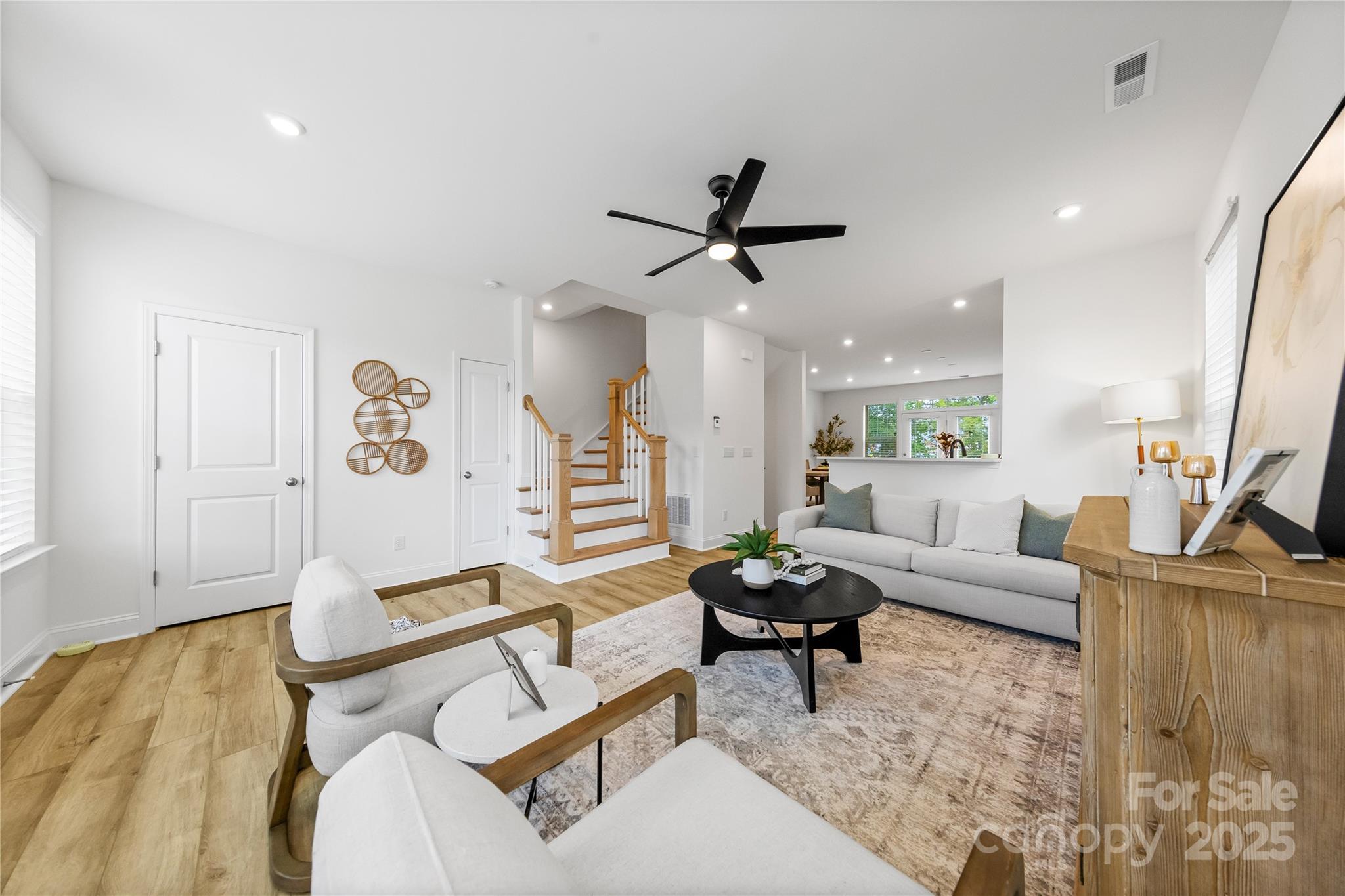 The Towns at Greenway - Residential