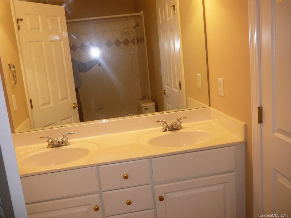 Ballantyne Meadows - Residential Lease