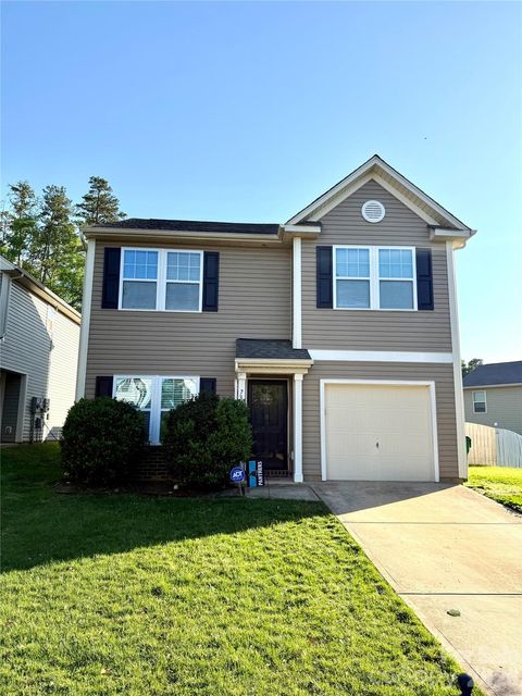 Photo of 739 Mountain Quail Drive, Charlotte, NC 28216 (MLS # 4371581)