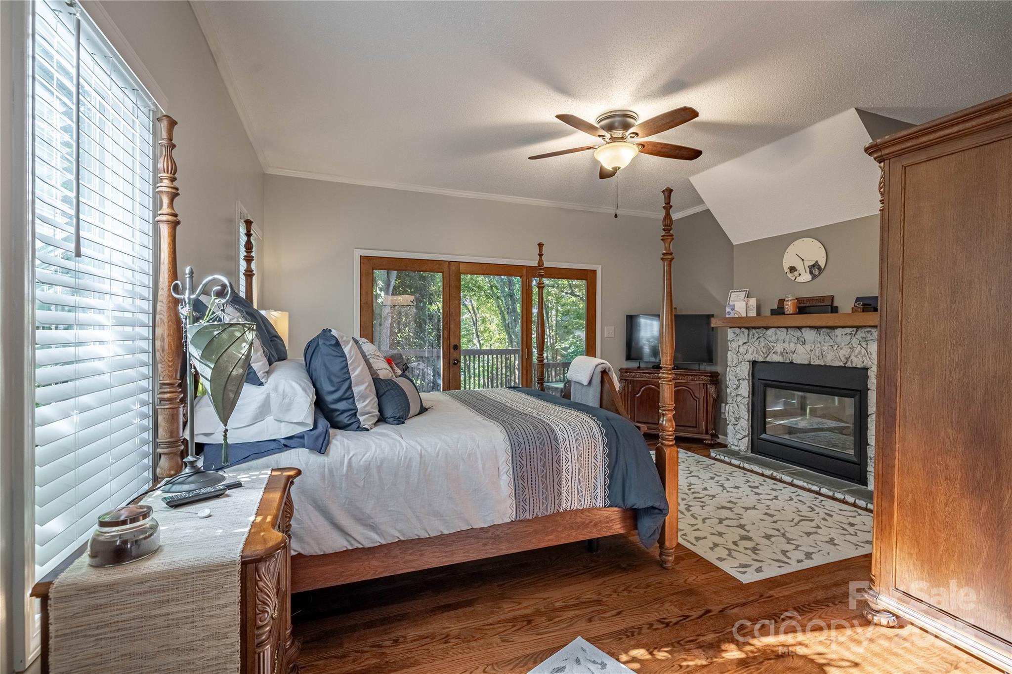 Olivers Landing - Residential