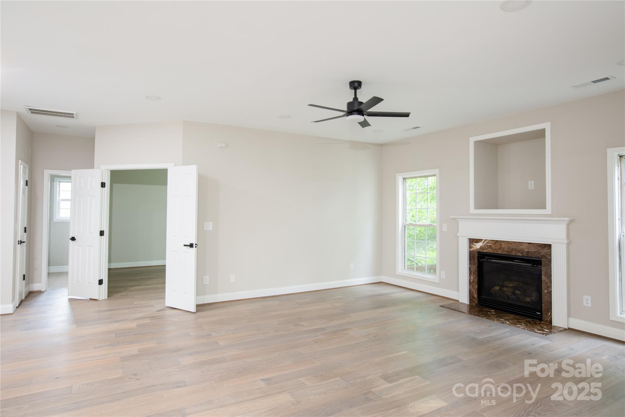 Meadow Glen - Residential