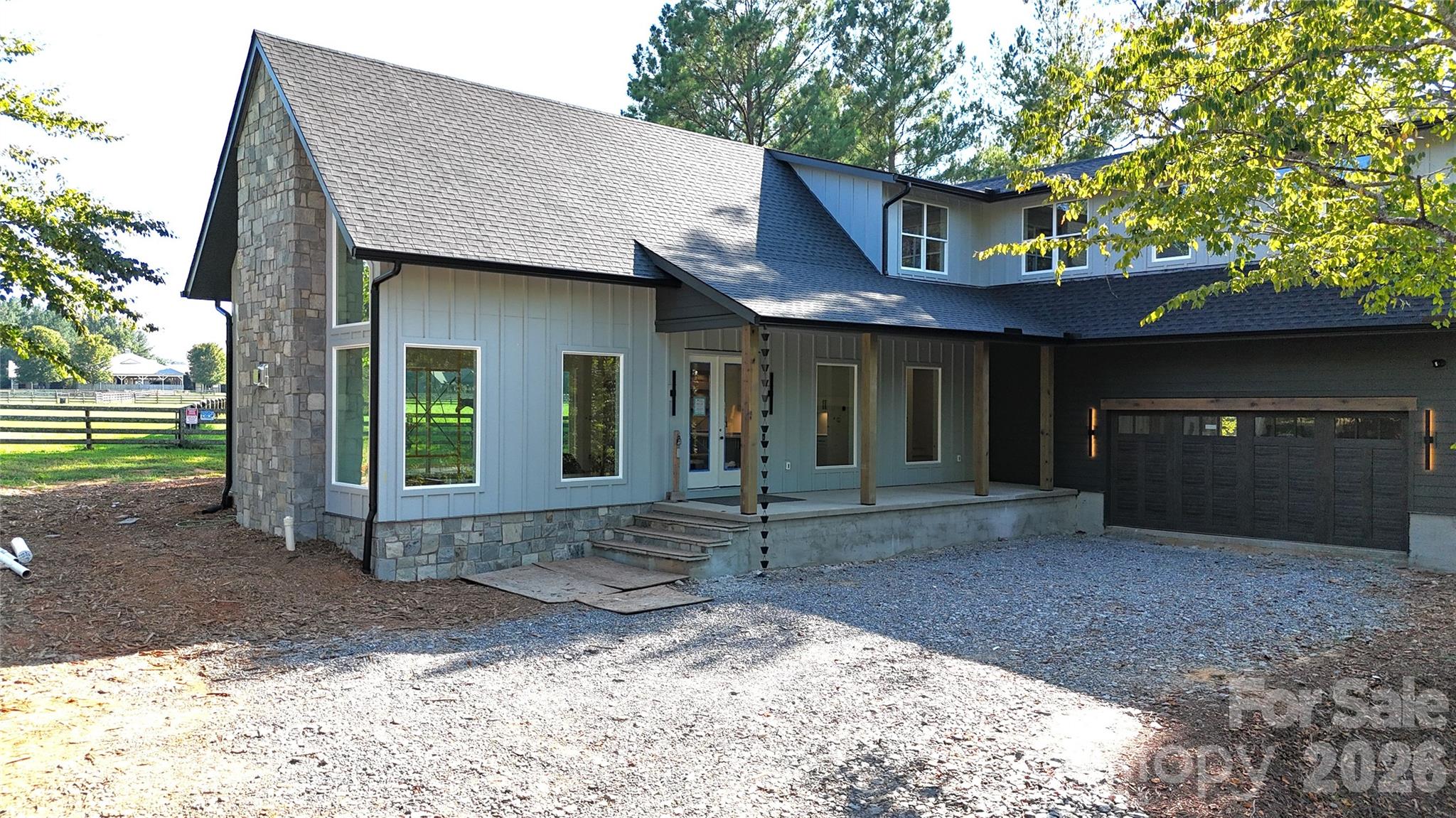 2303 Paddock Circle