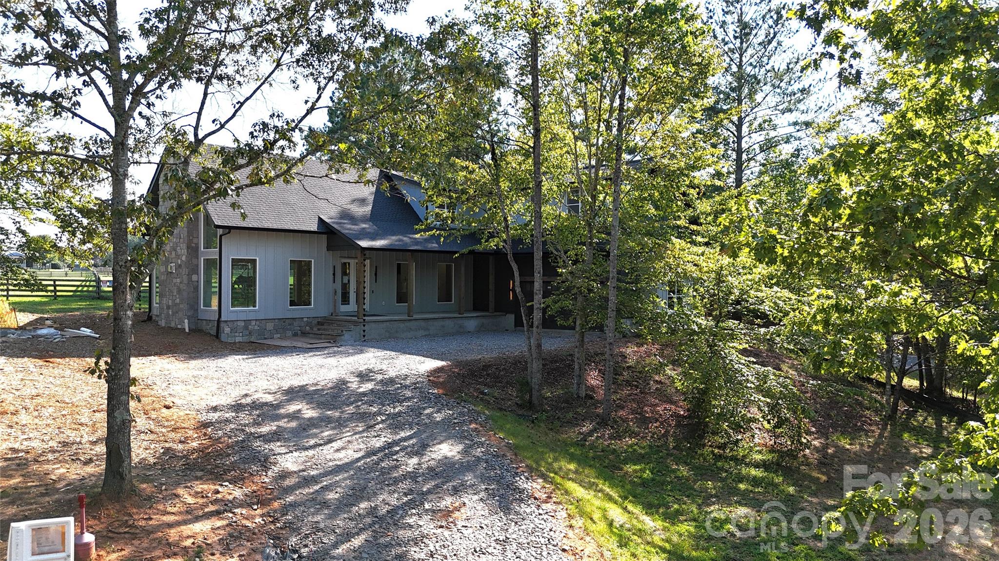 2303 Paddock Circle