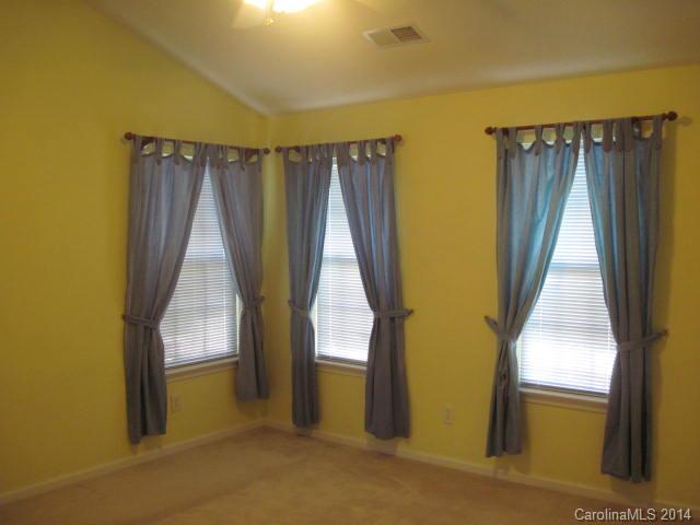 Hollythorn - Residential Lease