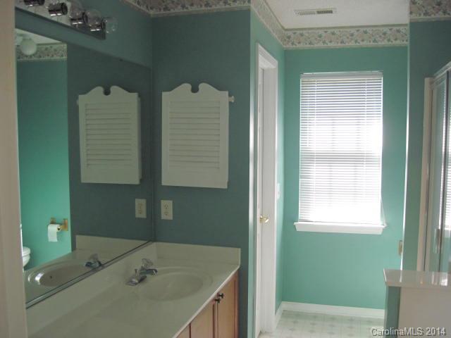 Hollythorn - Residential Lease