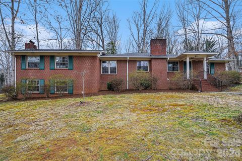 Photo of 811 Parkwood Road, Shelby, NC 28150 (MLS # 4351663)