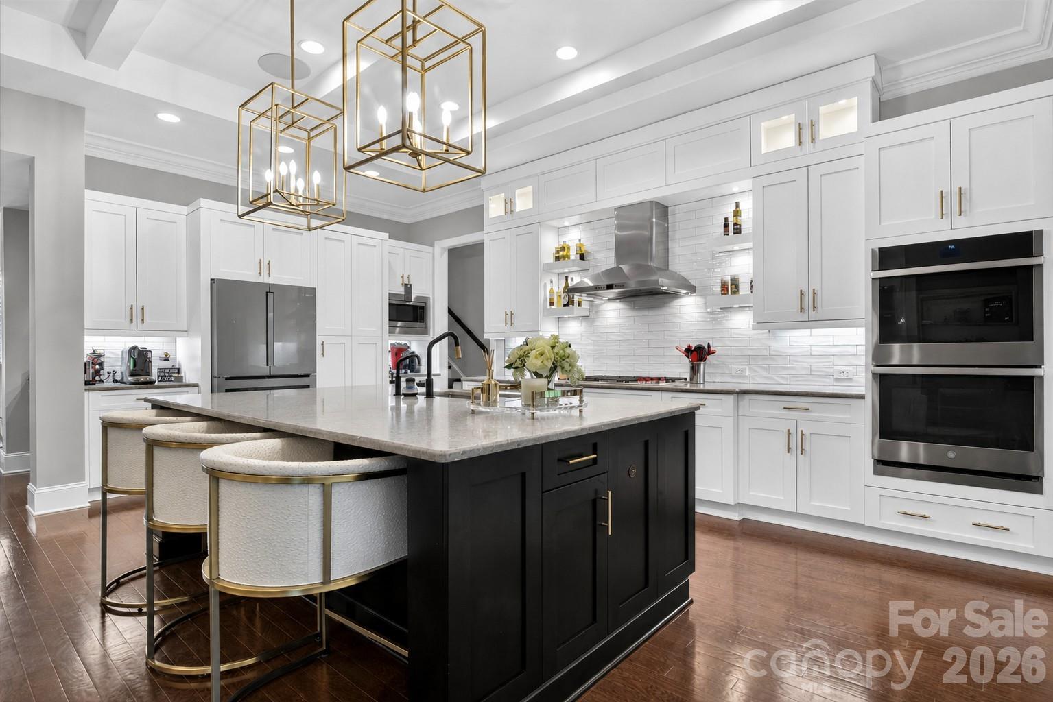 1115 Shelton Oaks Court