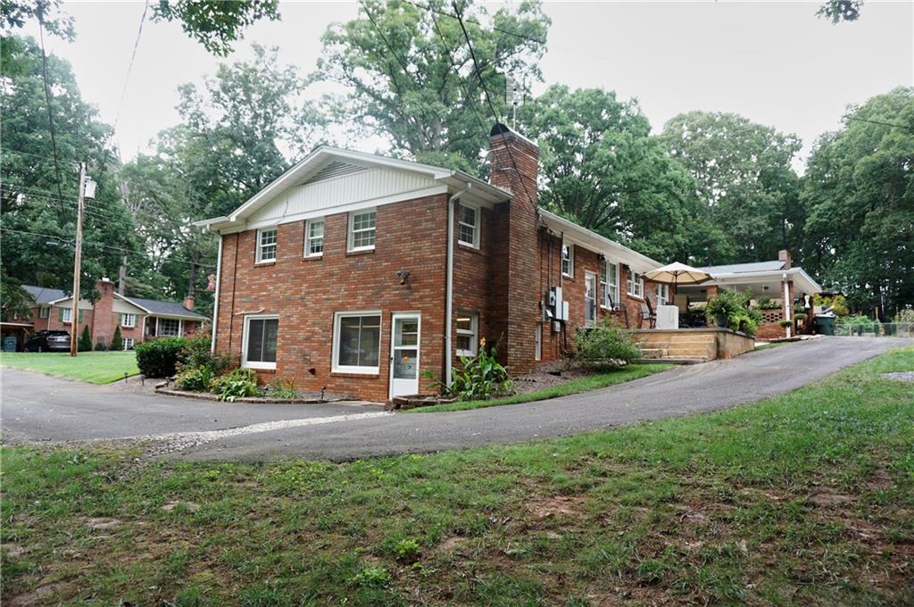 Wilburn Hunsucker Estate - Residential