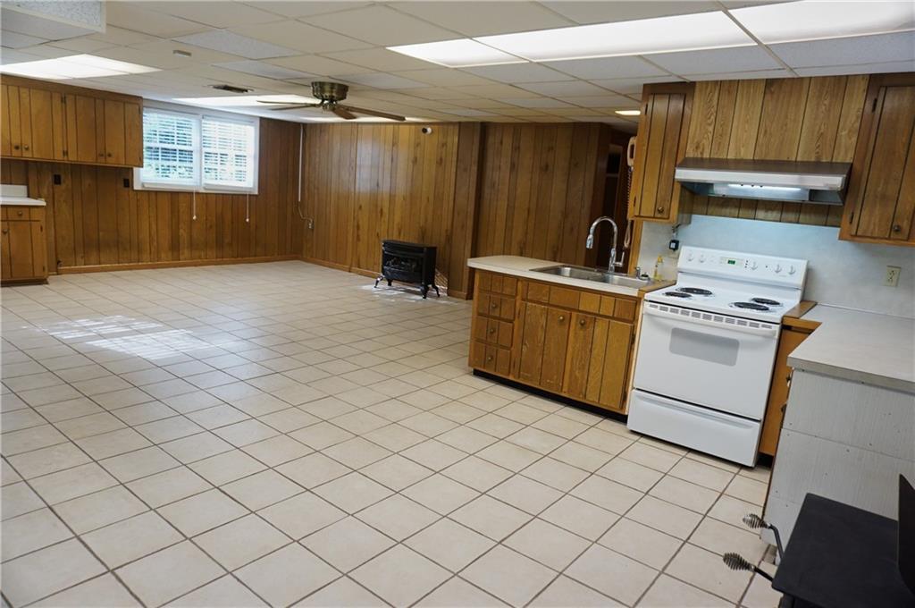 Wilburn Hunsucker Estate - Residential