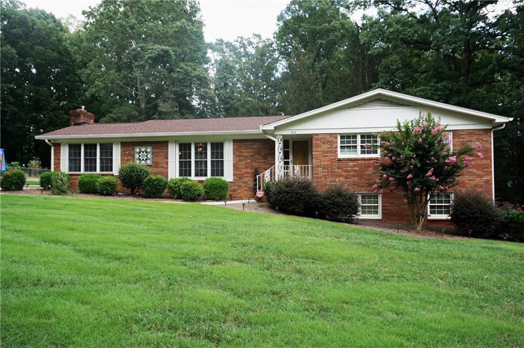 Wilburn Hunsucker Estate - Residential