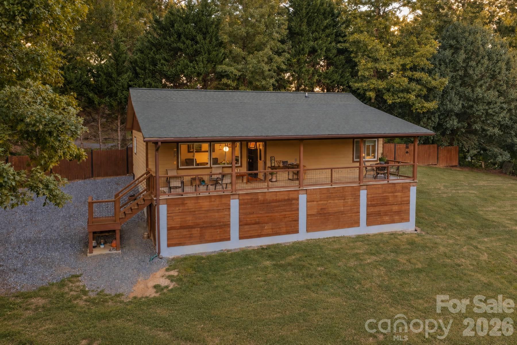 280 Green Oaks Road