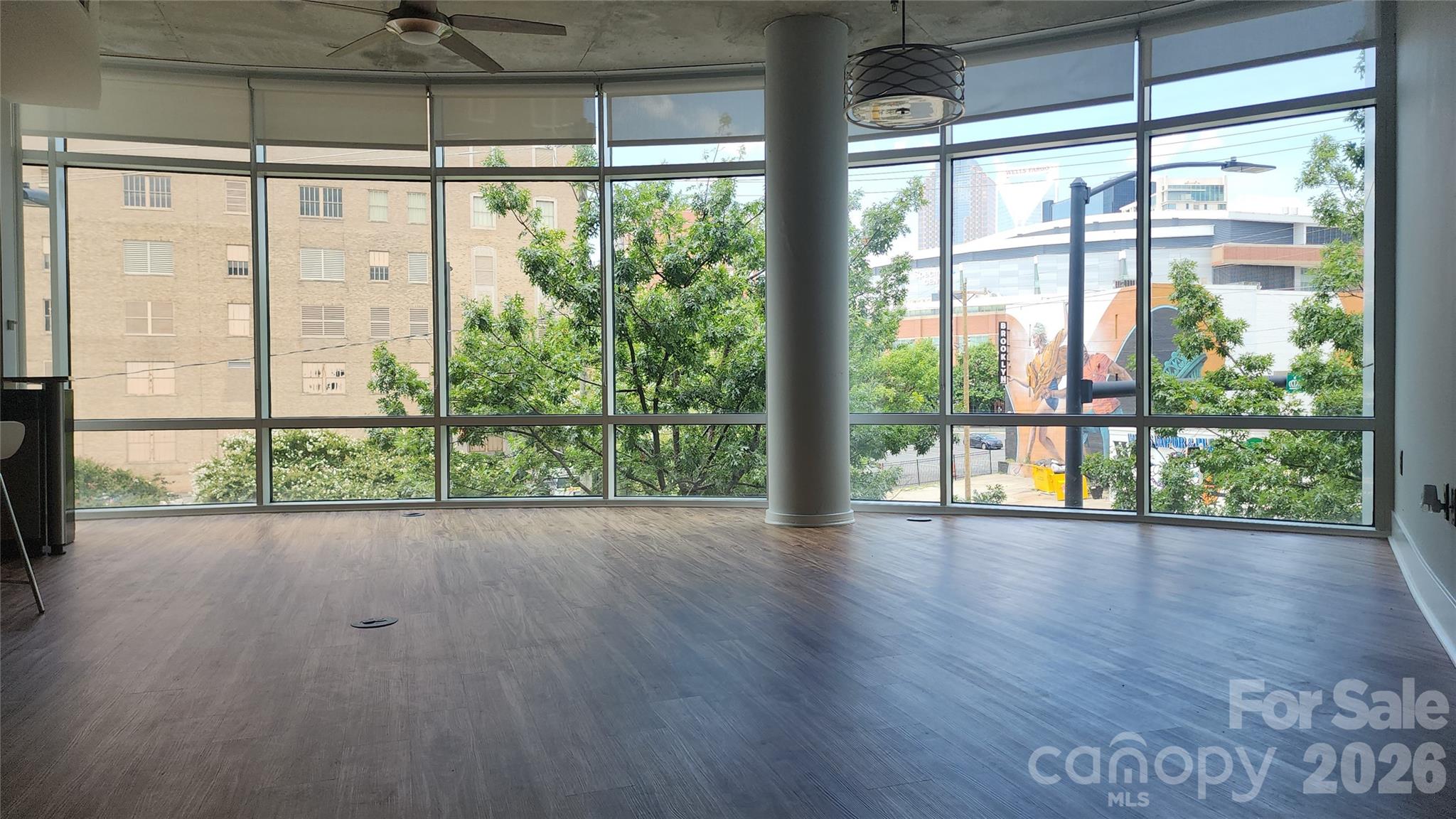 Courtside - Residential