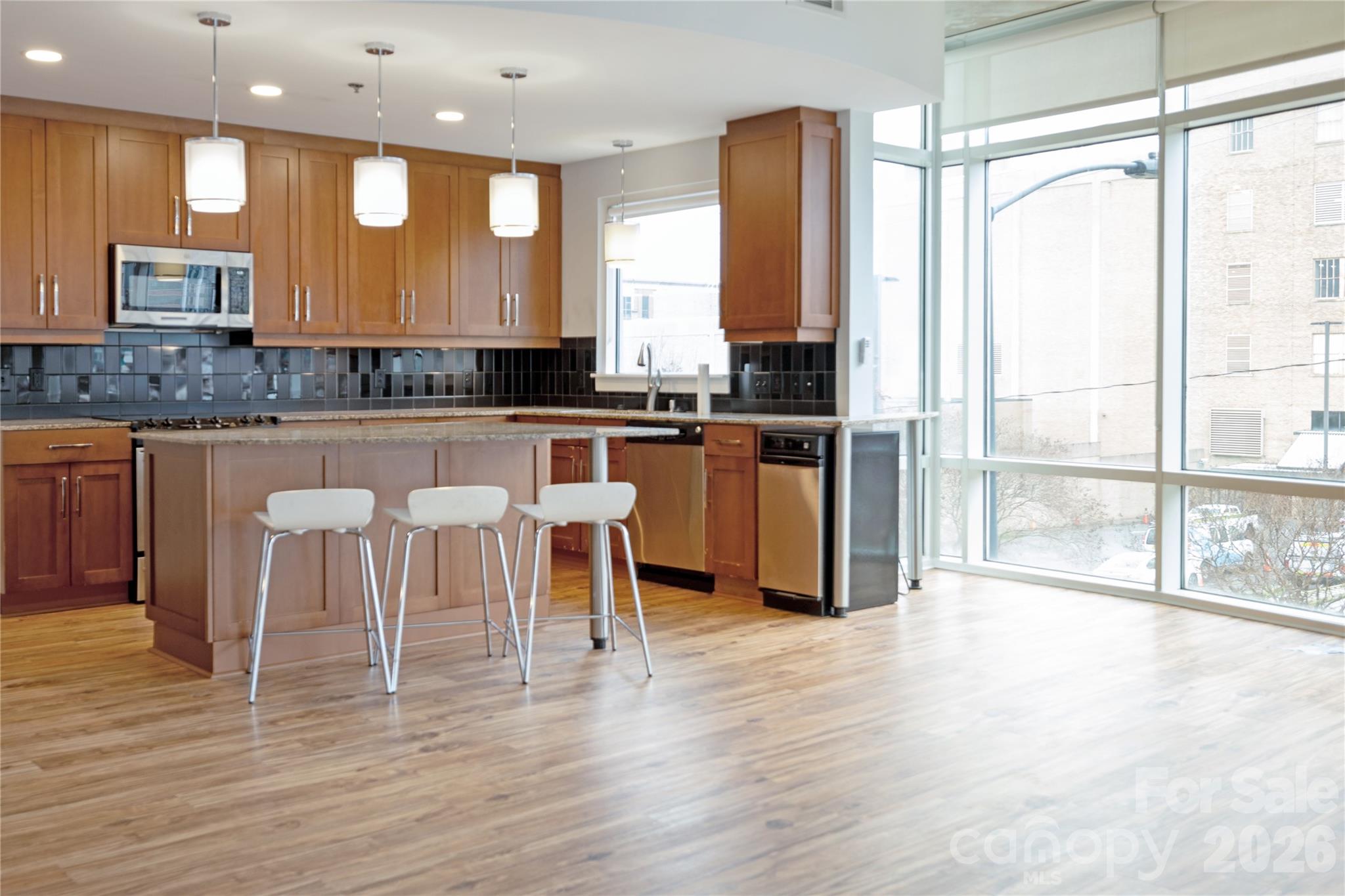 Courtside - Residential