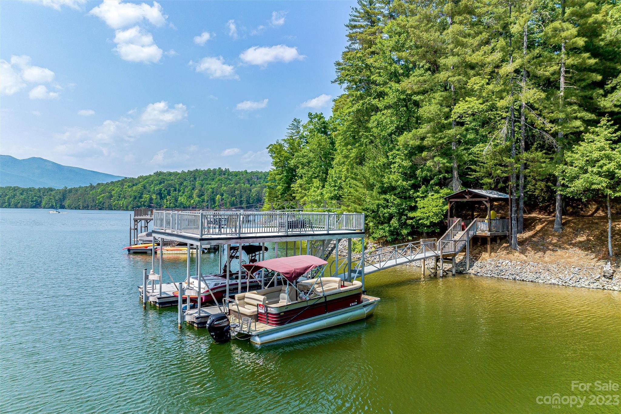 The Arbor at Lake James - Residential