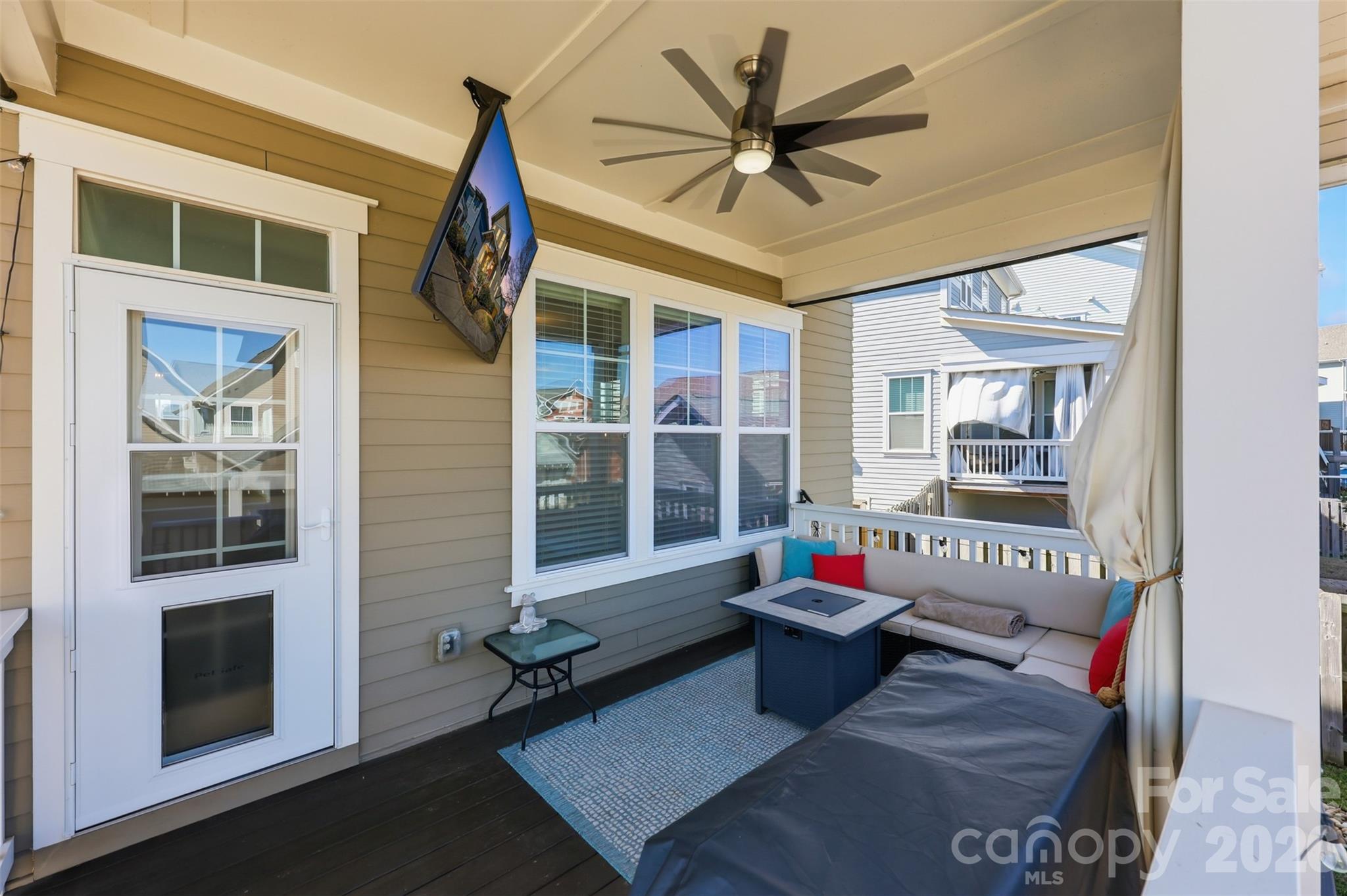 Riverwalk - Residential