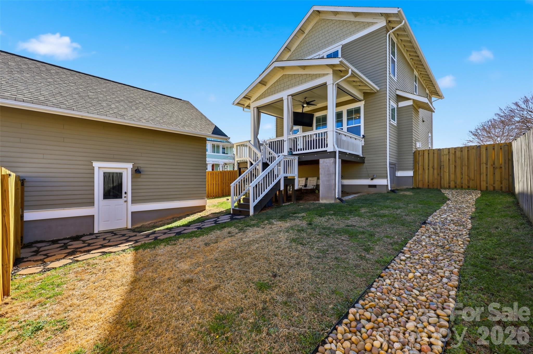 Riverwalk - Residential