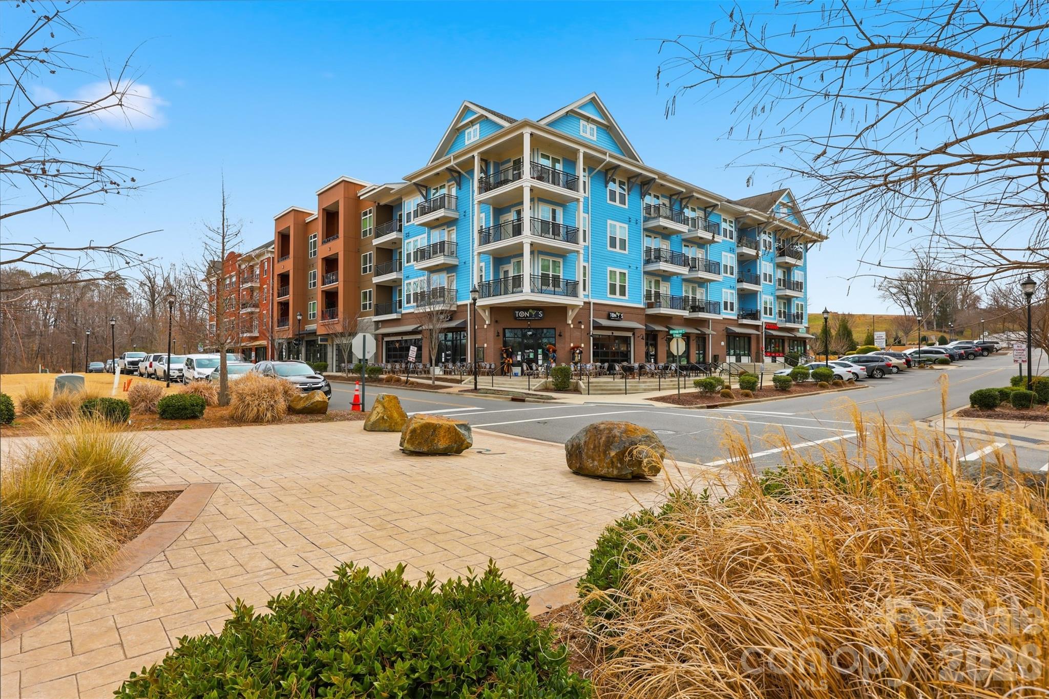 Riverwalk - Residential