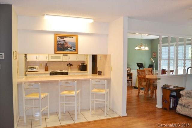 Foxwood Village - Residential