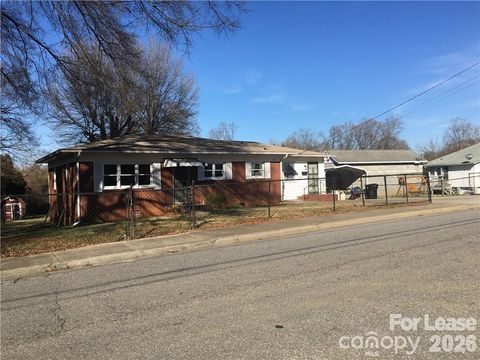 Photo of 648 Boger Street, Mooresville, NC 28115 (MLS # 4363706)