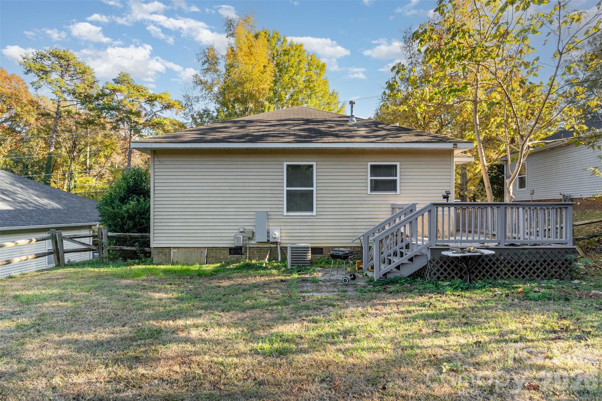 Adams Bluff - Residential