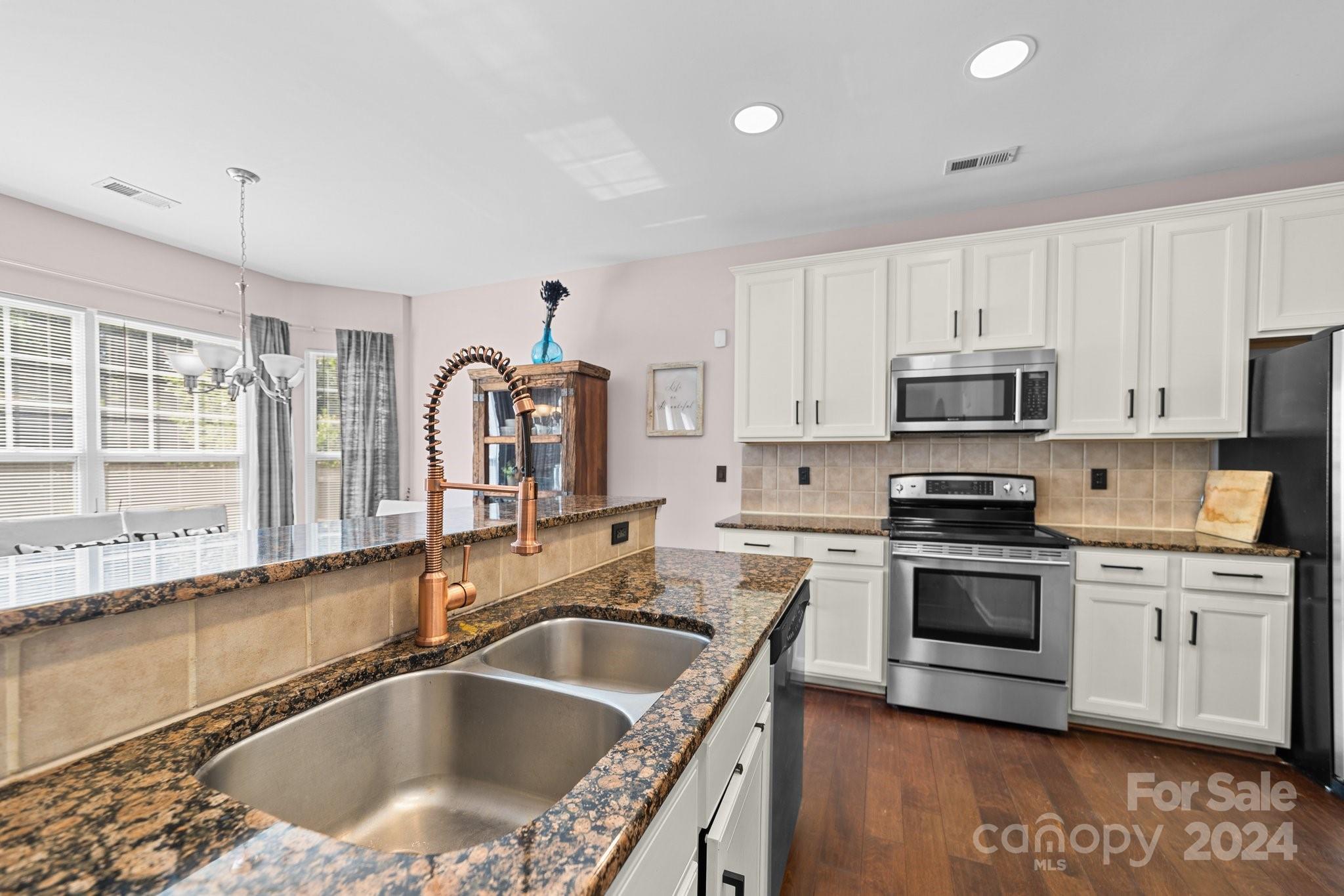 Highland Creek - Residential