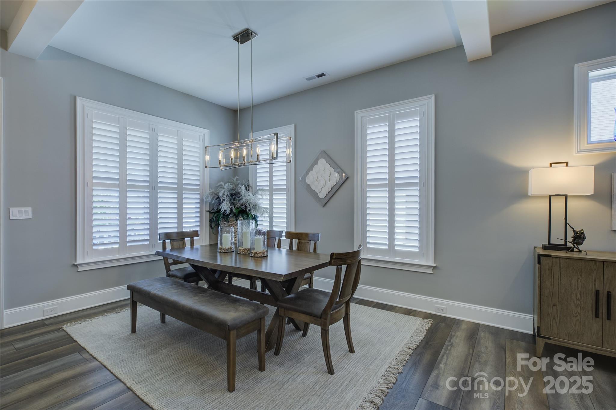 82132 Standing Oak Drive