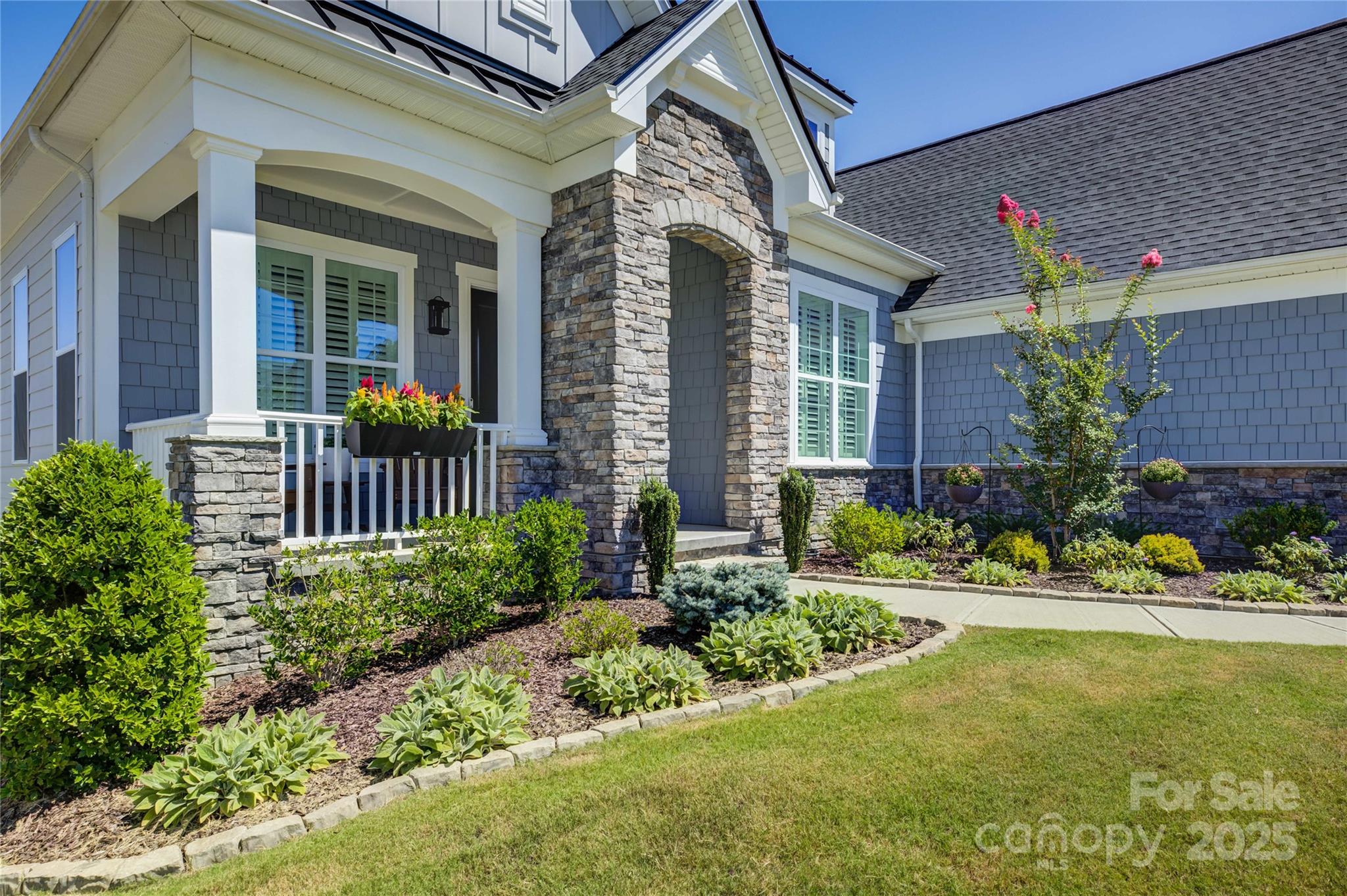 82132 Standing Oak Drive