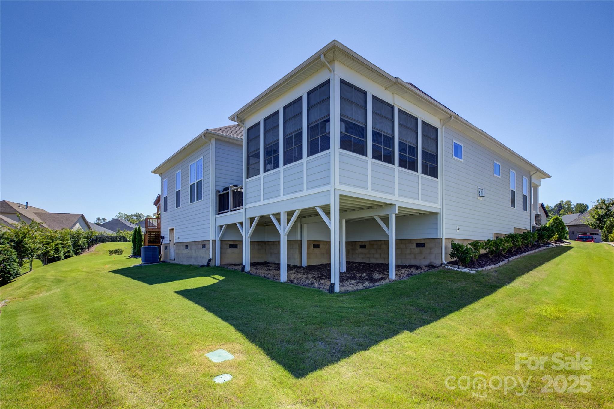 Regency at Palisades - Residential