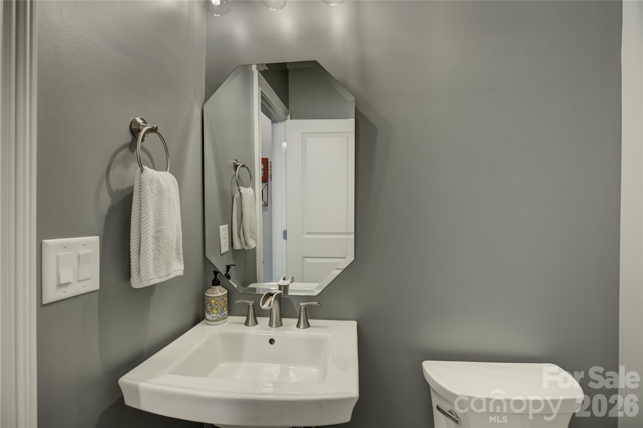 Regency at Palisades - Residential