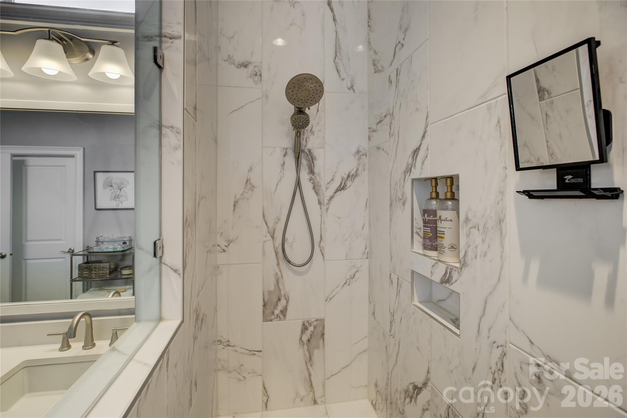 Regency at Palisades - Residential