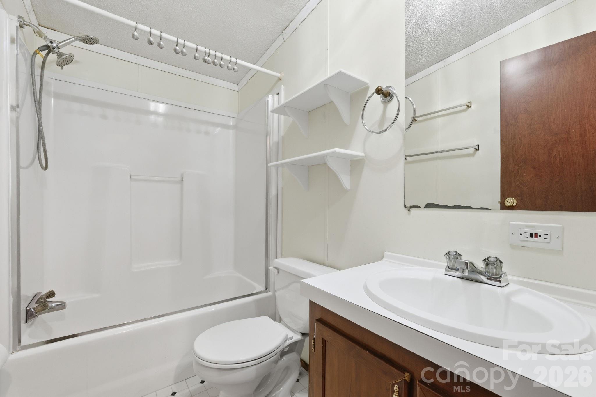 BRITTANY WOODS - Residential