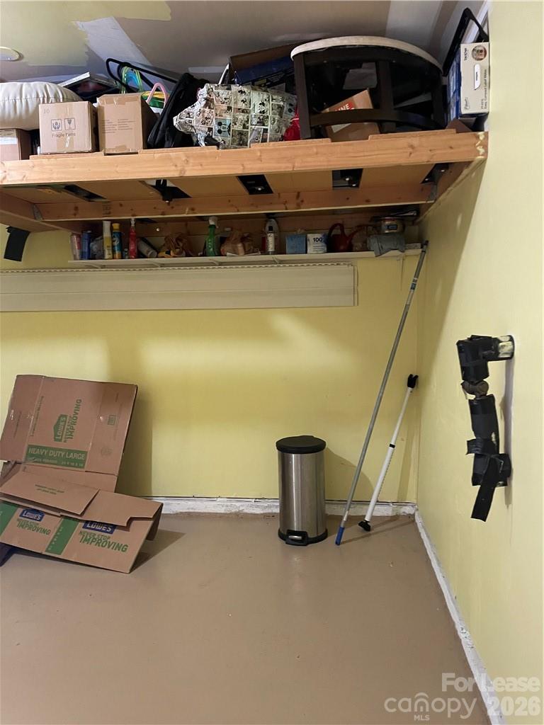 Tyler Woods - Residential Lease