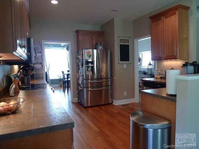 Henry's Glen - Residential