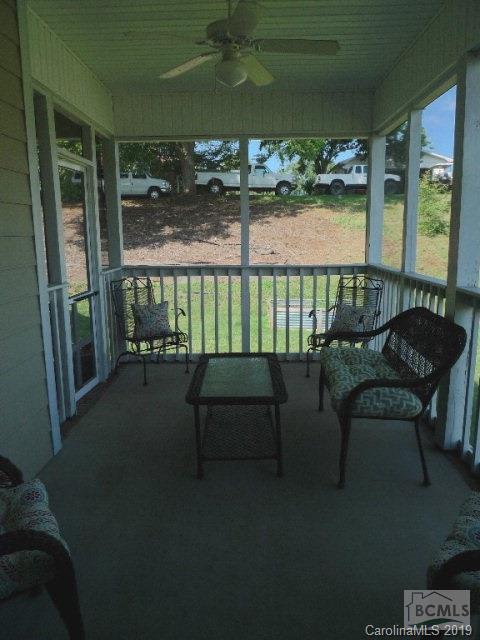 Henry's Glen - Residential