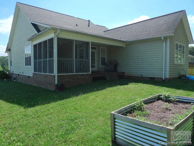 Henry's Glen - Residential