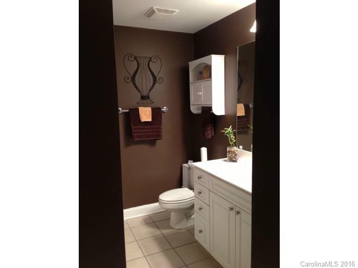 Fifth And Poplar - Residential