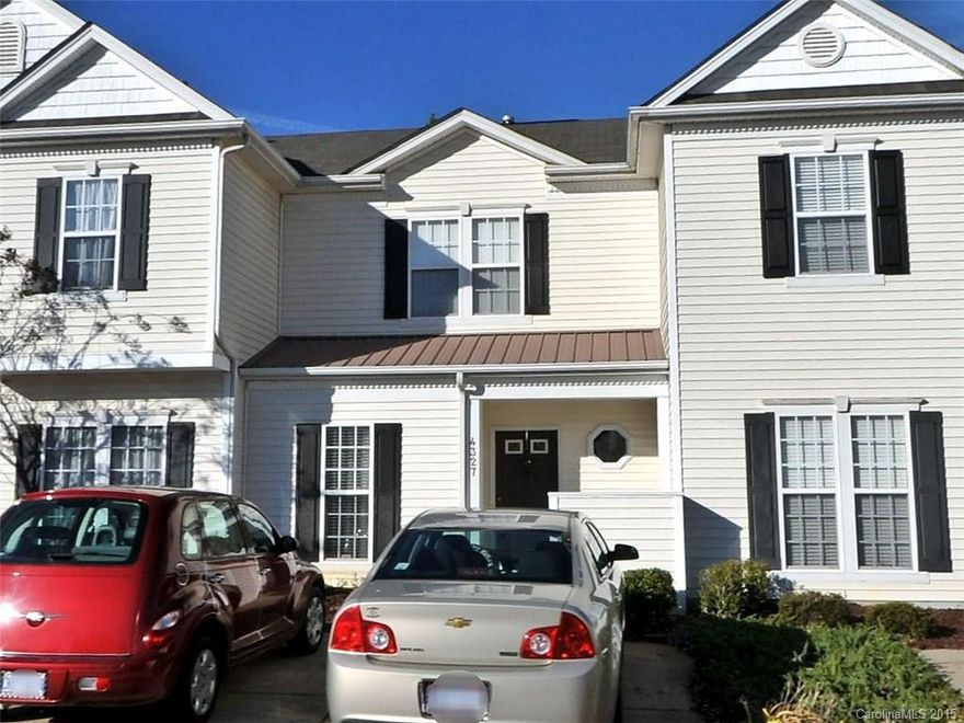 Great location! Neighborhood has walking trails, parks and ponds.
Open floor plan great room/kitchen/1/2 bath on mail. Home has a media nook in great room. back porch opens to a nice open area.
Upstairs each bedroom has a private bath!