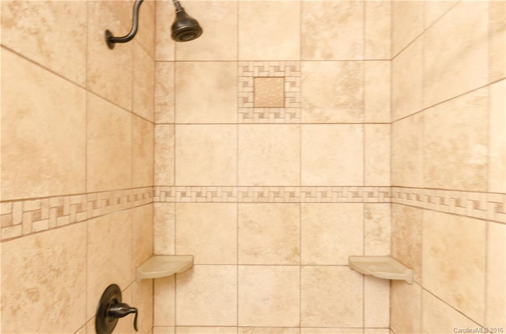 Idlewild Brooke - Residential Lease