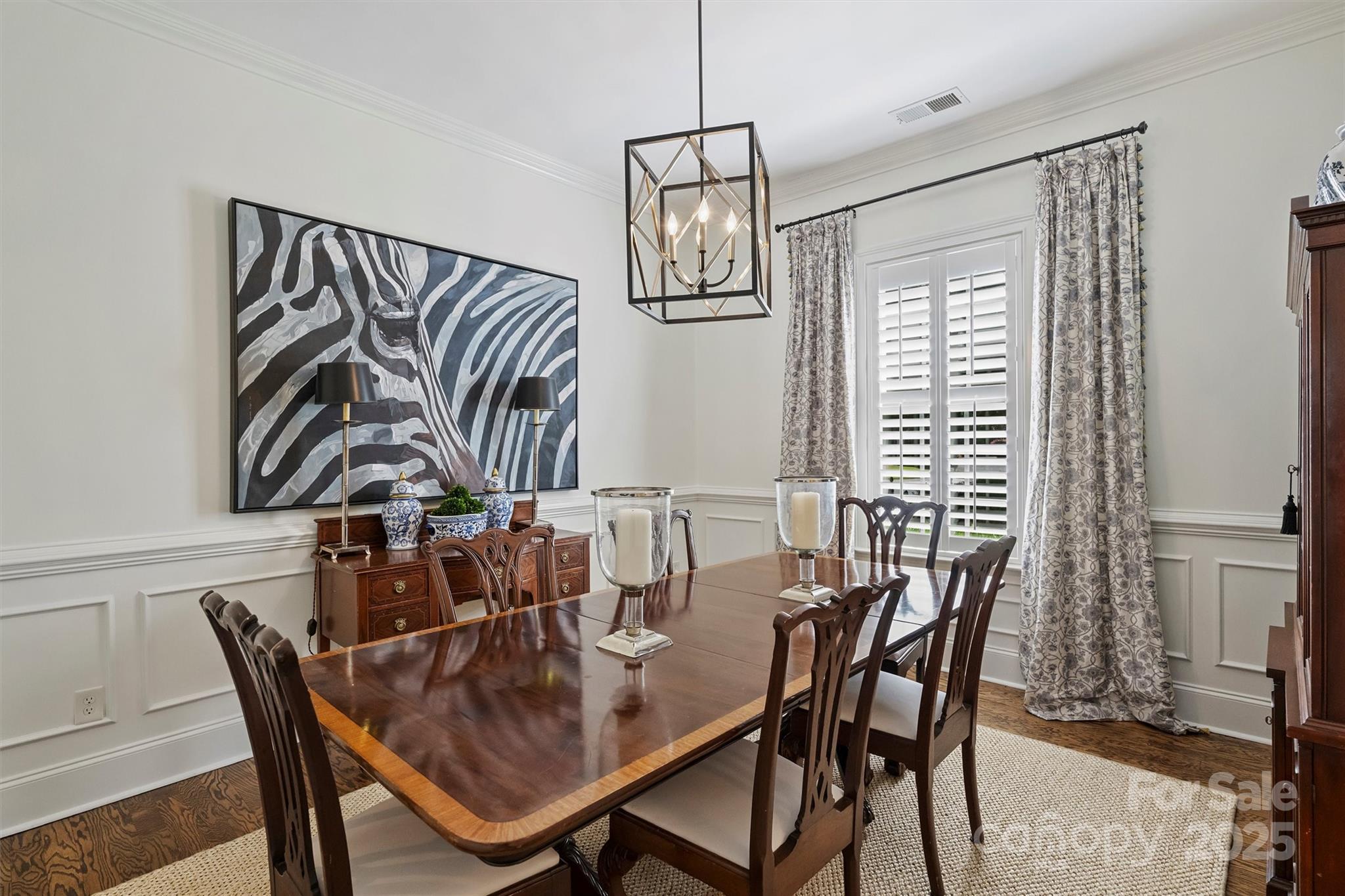 8216 Indigo Row