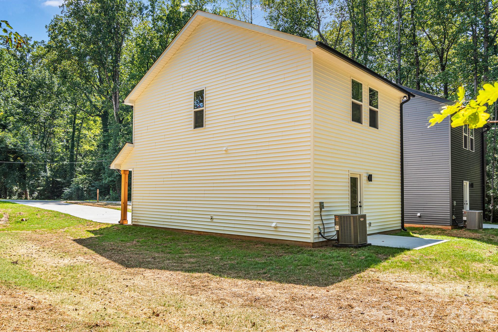 114 N Yadkin Avenue
